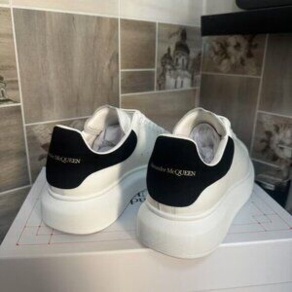 Alexander McQueen Cream and Black Sneakers - Picture 7 of 7